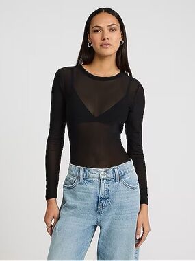 Fitted Mesh Crew Neck Long Sleeve Tee Small